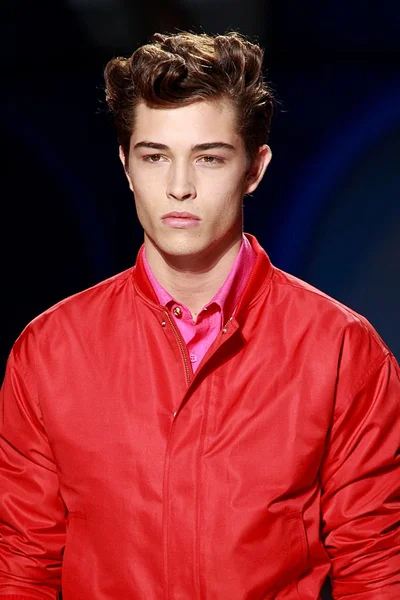 Look 54